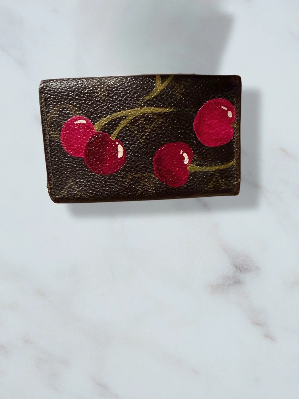 Customized Authentic Vintage LV keyholder 🍒